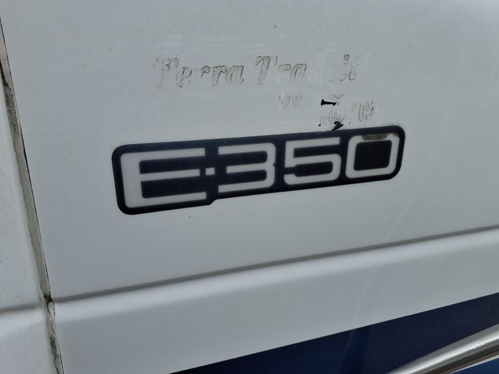 1998 Ford Econoline E350 Cargo Cutaway - 22871761 - 16