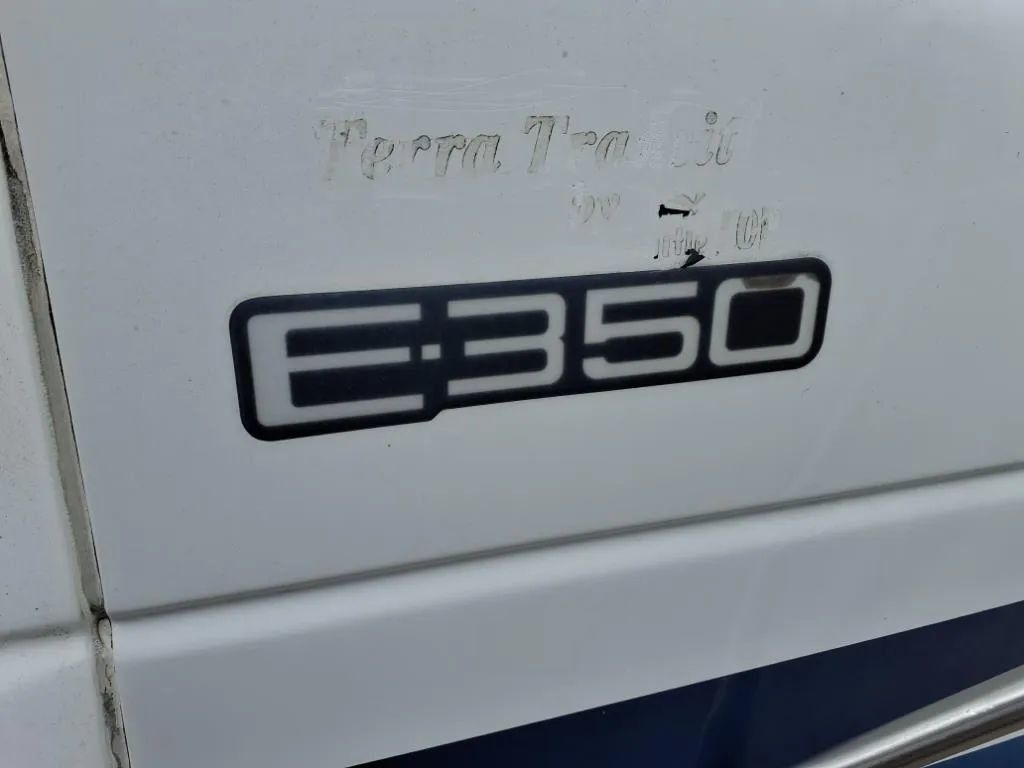 1998 Ford Econoline E350 Cargo Cutaway - 23026050 - 16