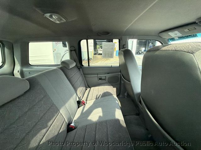 1998 Ford Explorer 4dr 112" WB XL 4WD - 23067328 - 9