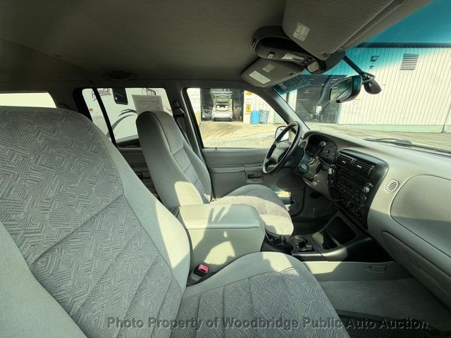 1998 Ford Explorer 4dr 112" WB XL 4WD - 23067328 - 10