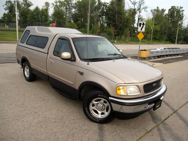 1998 Ford F-150 Reg Cab 139" Lariat - 23074698 - 1