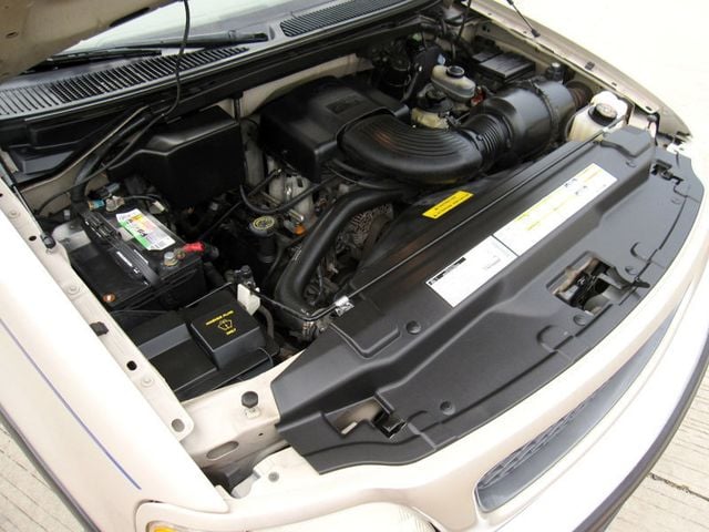 1998 Ford F-150 Reg Cab 139" Lariat - 23074698 - 36