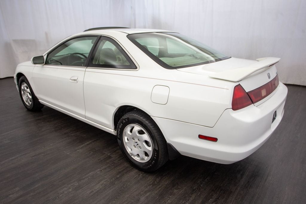 1998 Honda Accord Coupe 2dr Coupe EX Manual - 22220182 - 10
