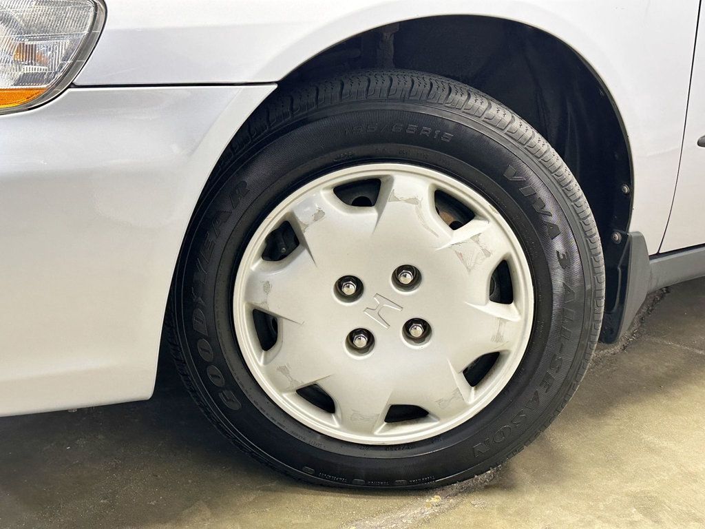 1998 Honda Accord Sedan 4dr Sedan LX Automatic - 23054434 - 12