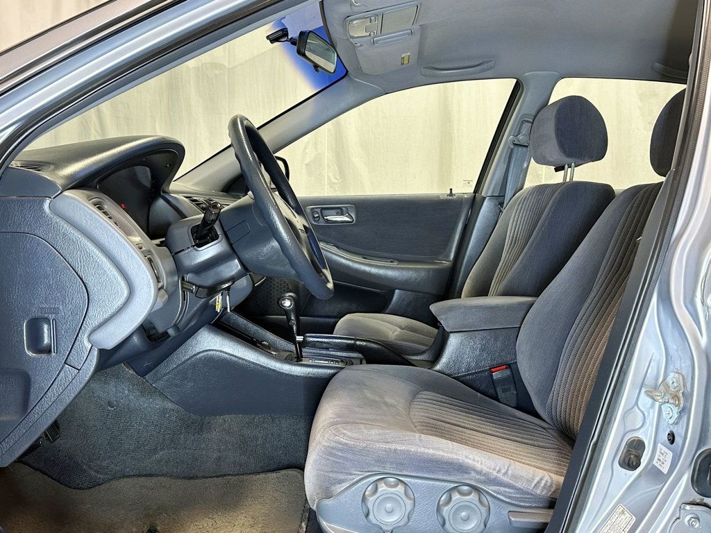 1998 Honda Accord Sedan 4dr Sedan LX Automatic - 23054434 - 16