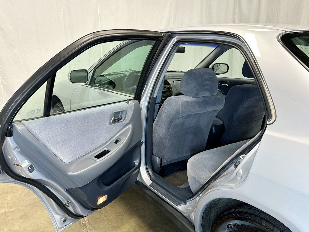 1998 Honda Accord Sedan 4dr Sedan LX Automatic - 23054434 - 28