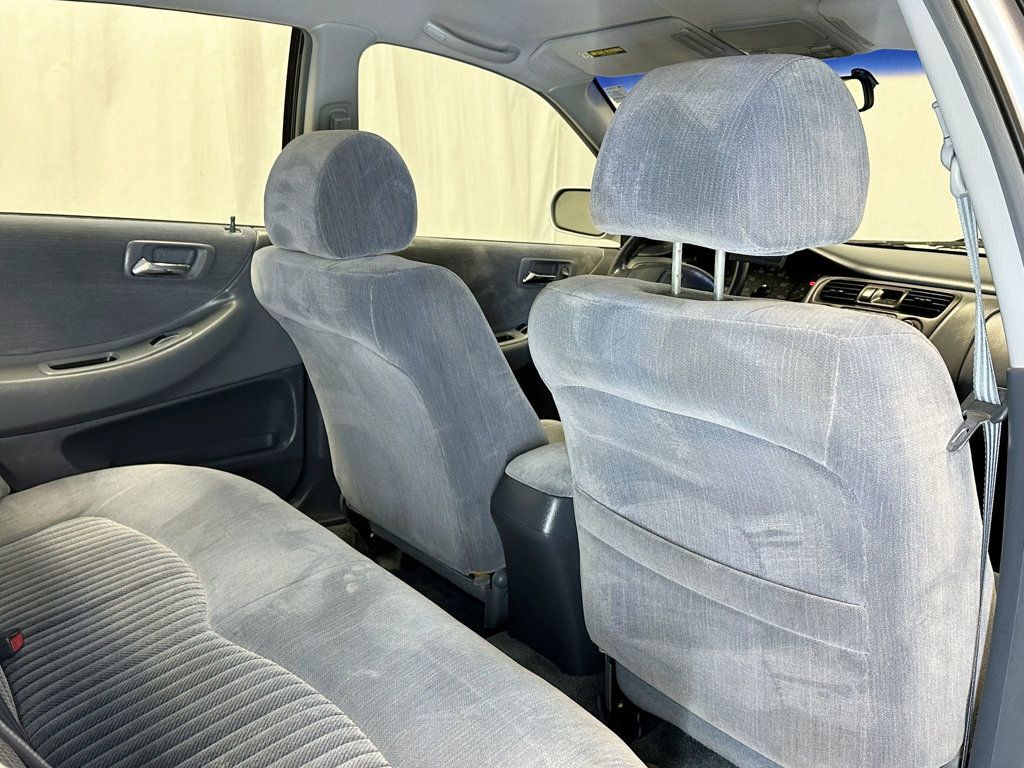 1998 Honda Accord Sedan 4dr Sedan LX Automatic - 23054434 - 31