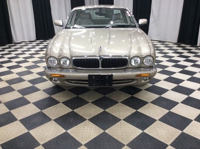 1998 Jaguar XJ 4dr Sedan - 22891956 - 1