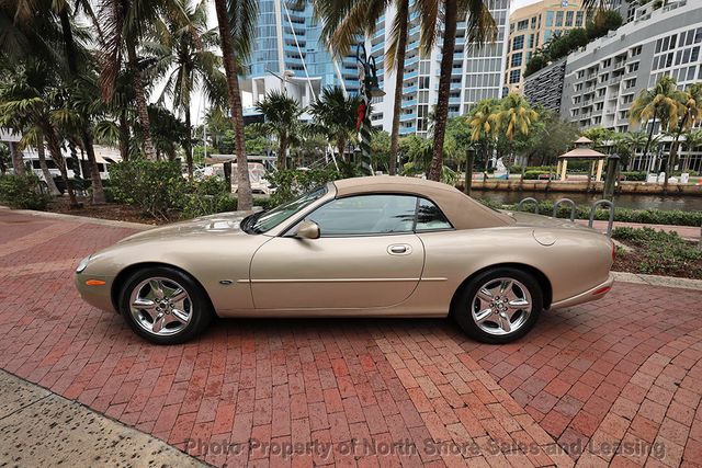 1998 Jaguar XK8 2dr Convertible - 22971459 - 22