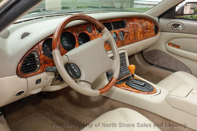 1998 Jaguar XK8 2dr Convertible - 22971459 - 29