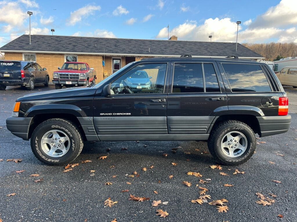 1998 Jeep Grand Cherokee 4dr Laredo 4WD - 22624589 - 5