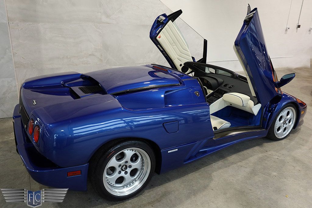 1998 Lamborghini Diablo VT Roadster  - 22637583 - 44