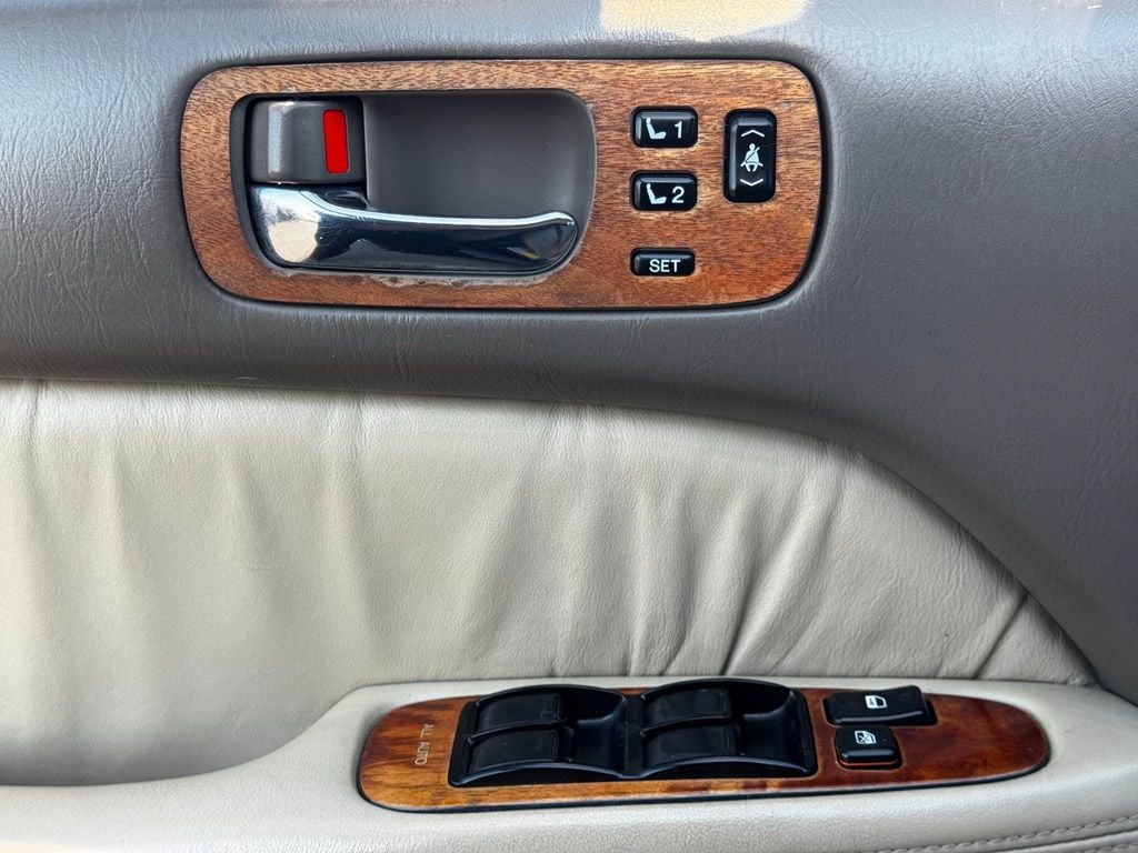 1998 Lexus LS 400 Base Trim - 23006043 - 11