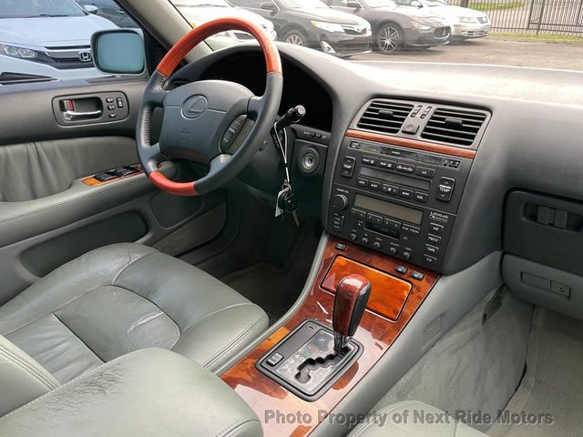 1998 Lexus LS 400 Luxury Sdn 1998 LEXUS LS400 4.0L 4D SEDAN CLASSIC SERVICED 615-730-9991 - 23043932 - 17
