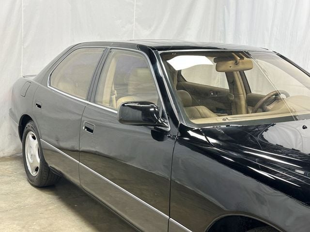 1998 Lexus LS 400 Luxury Sdn 4dr Sedan - 23048883 - 5