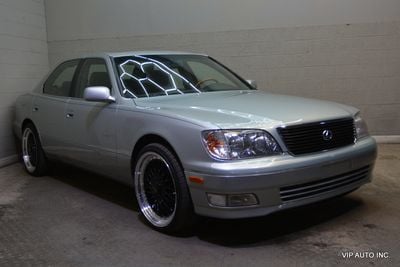 1998 Lexus LS 400 Luxury Sdn