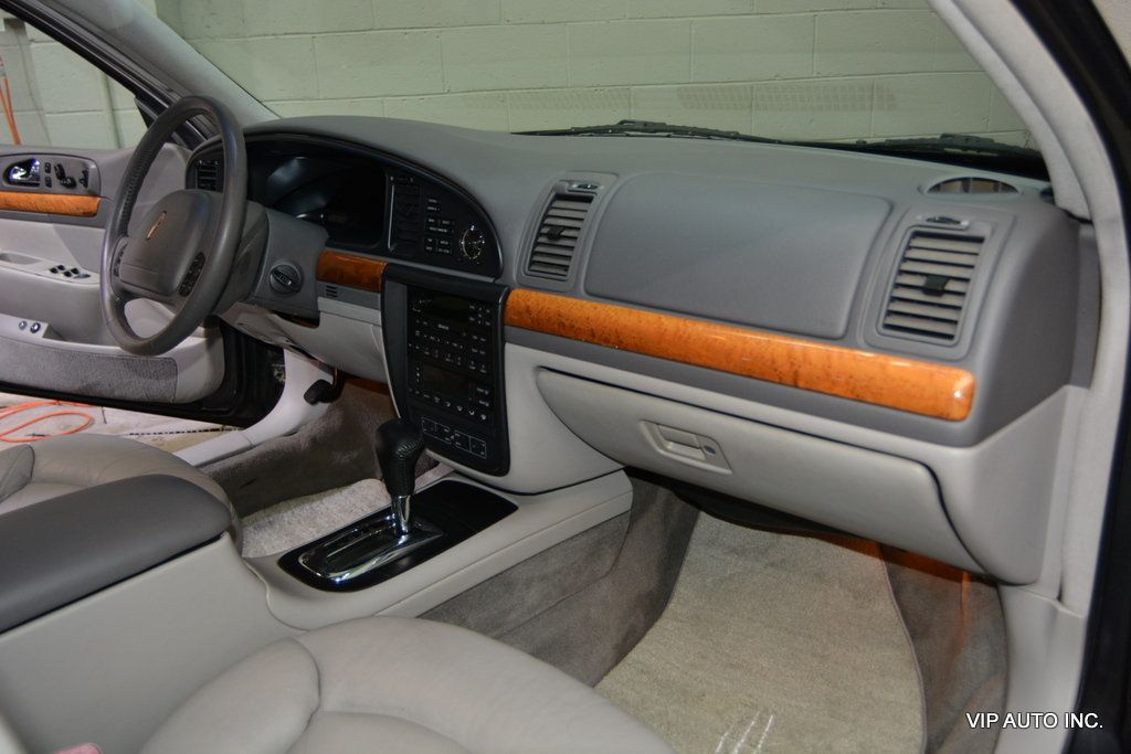 1998 Lincoln Continental 4dr Sedan - 23006416 - 11