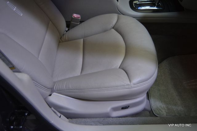 1998 Lincoln Continental 4dr Sedan - 23006416 - 17