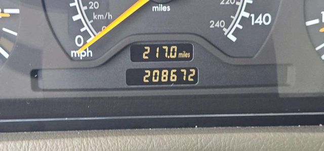 1998 Mercedes-Benz C-Class C230 4dr Sedan 2.3L - 23018690 - 10