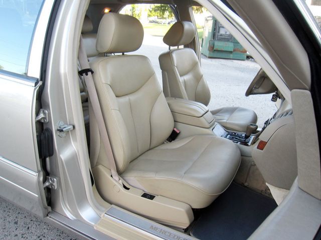 1998 Mercedes-Benz S-Class S320 4dr Sedan 3.2L SWB - 23022649 - 22