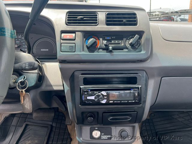 1998 Nissan Frontier 2WD XE Reg Cab Automatic - 22857786 - 11