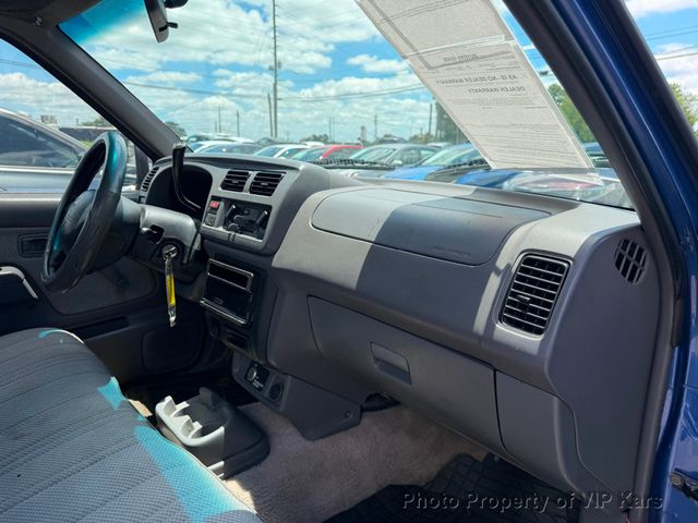 1998 Nissan Frontier 2WD XE Reg Cab Automatic - 23044423 - 13