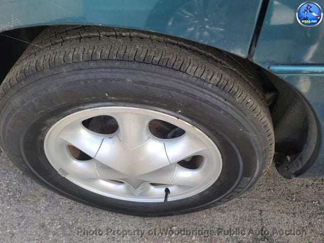 1998 Oldsmobile Aurora 4dr Sedan - 22934370 - 12