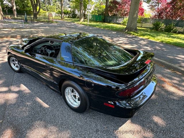 Used 1998 Pontiac Firebird FORMULA with VIN 2G2FV22G4W2213918 for sale in Riverhead, NY