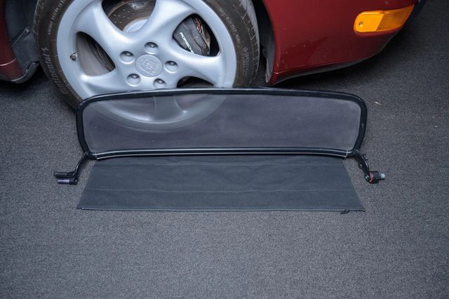 1998 Porsche 911 Carrera 1998 Porsche 911 Carrera Cabriolet w/Tiptronic - 22776416 - 37