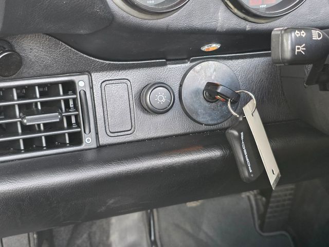 1998 Porsche 911 Carrera 2dr Carrera Cabriolet 6-Speed Manual - 23037544 - 53
