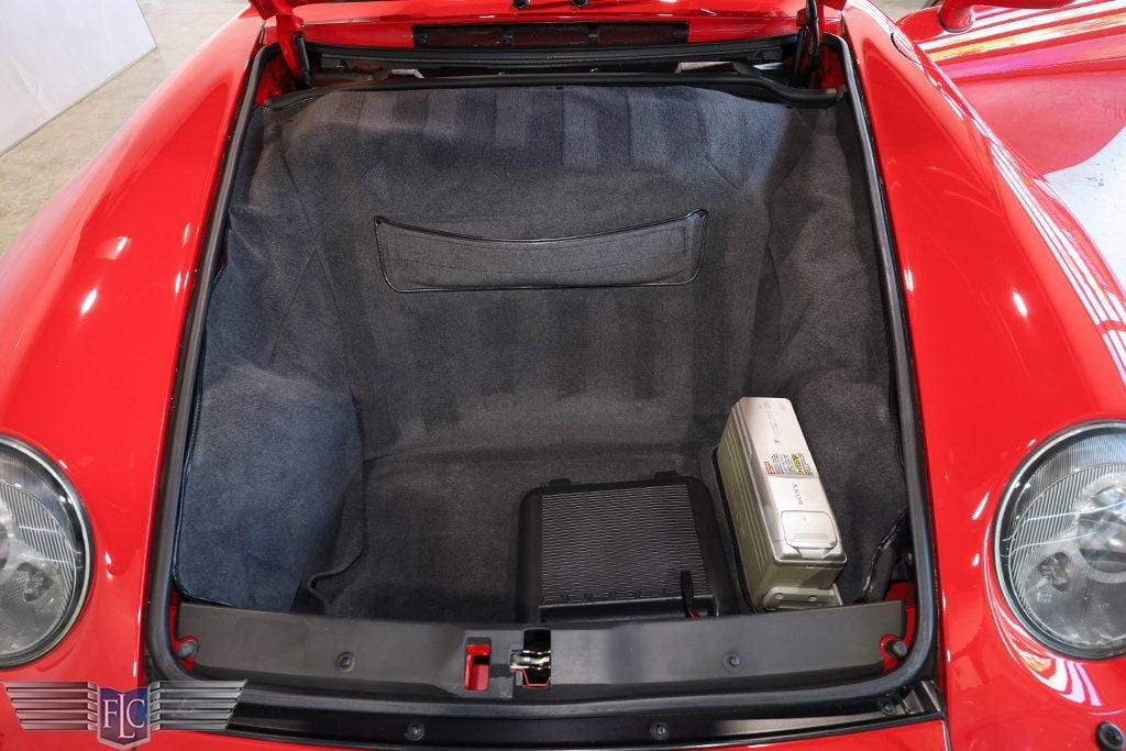 1998 Porsche 911 Carrera 4S Coupe - 22929030 - 31
