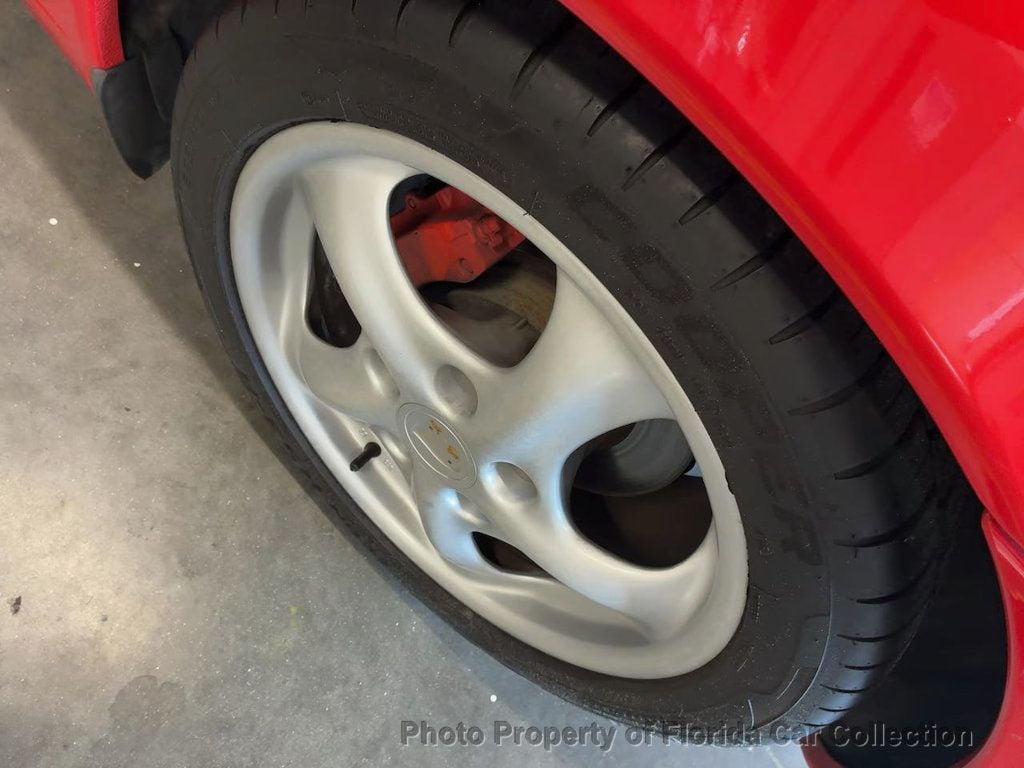 1998 Porsche Boxster photo 13