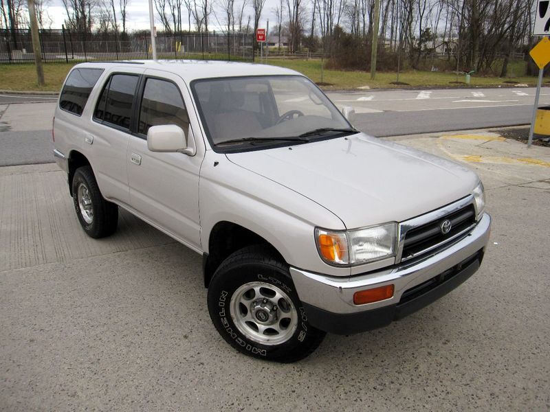 1998 Toyota 4Runner 4dr SR5 3.4L Automatic - 22299799 - 1