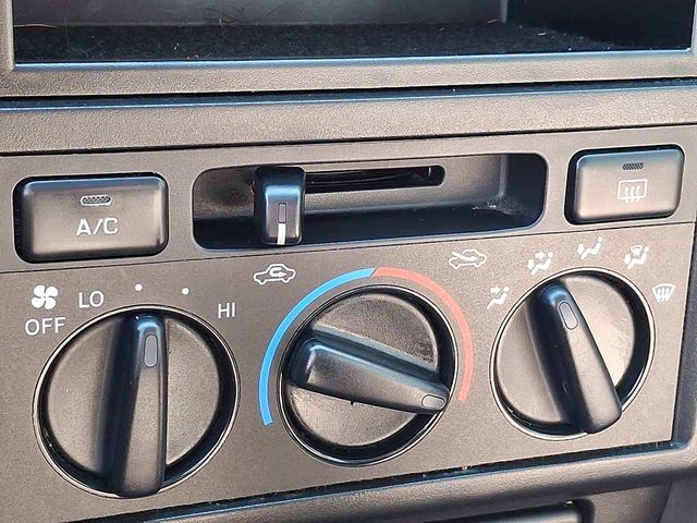 1998 Toyota Camry 4dr Sedan LE V6 Automatic - 22971802 - 17