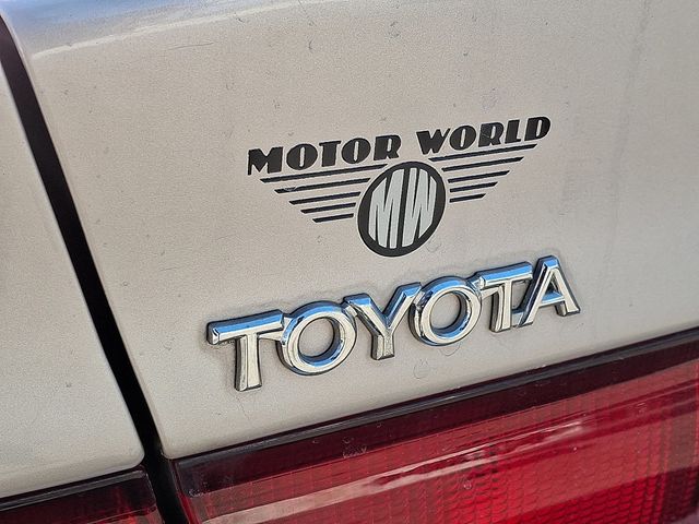 1998 Toyota Camry 4dr Sedan LE V6 Automatic - 22971802 - 26