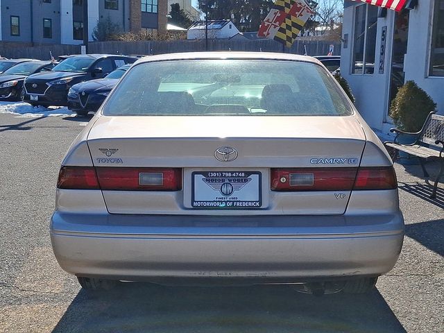 1998 Toyota Camry 4dr Sedan LE V6 Automatic - 22971802 - 4