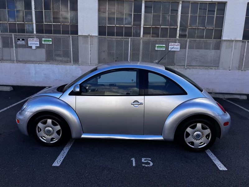 1998 Volkswagen New Beetle Low Mileage!  - 22905486 - 0