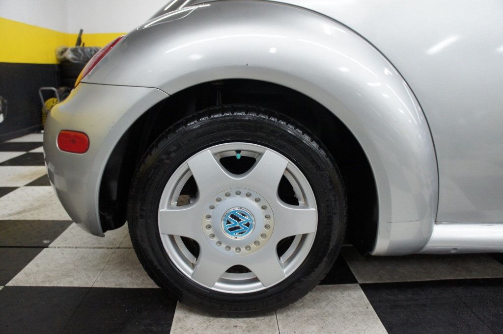 1998 Volkswagen New Beetle Low Mileage!  - 22905486 - 13