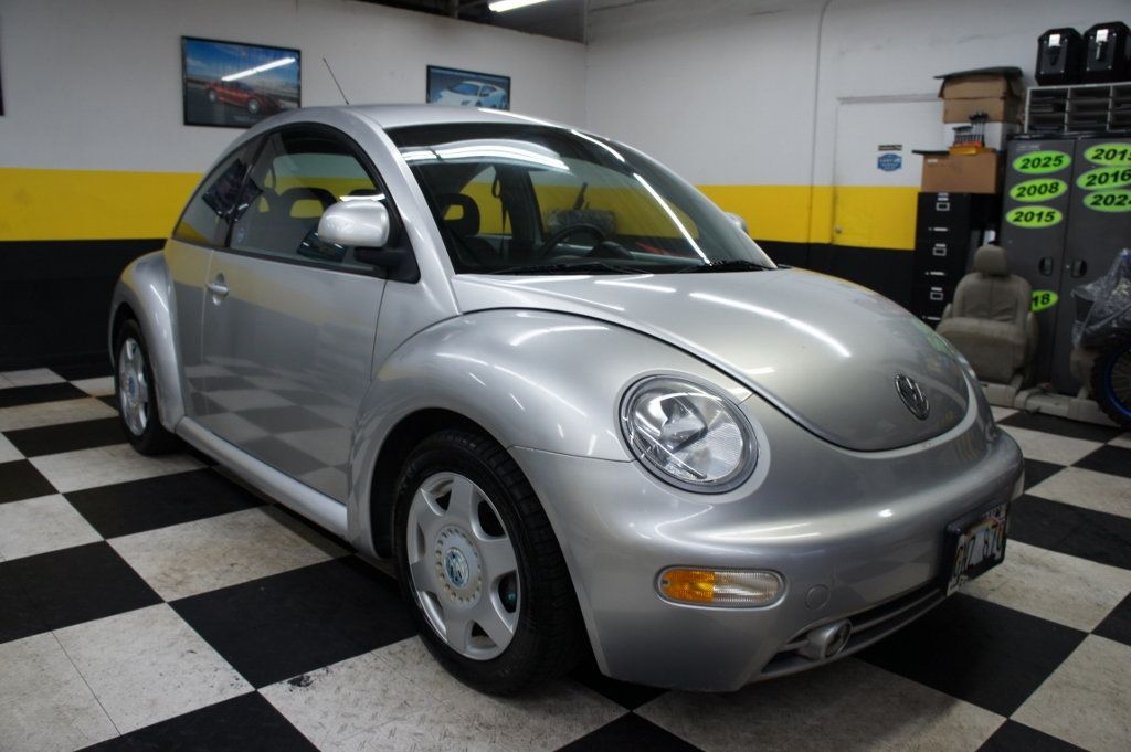 1998 Volkswagen New Beetle Low Mileage!  - 22905486 - 1