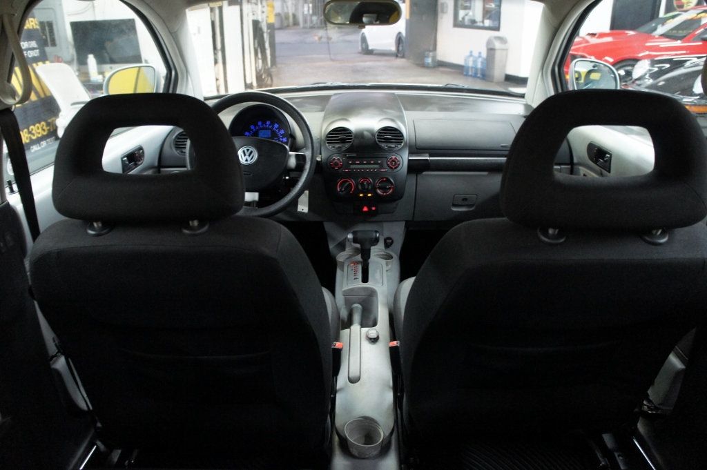 1998 Volkswagen New Beetle Low Mileage!  - 22905486 - 39