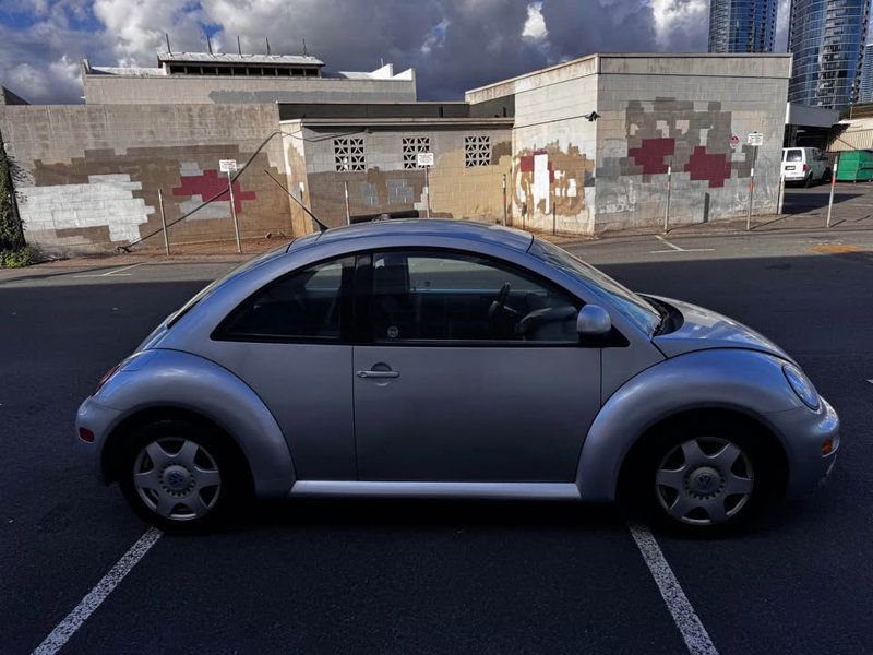 1998 Volkswagen New Beetle Low Mileage!  - 22905486 - 4