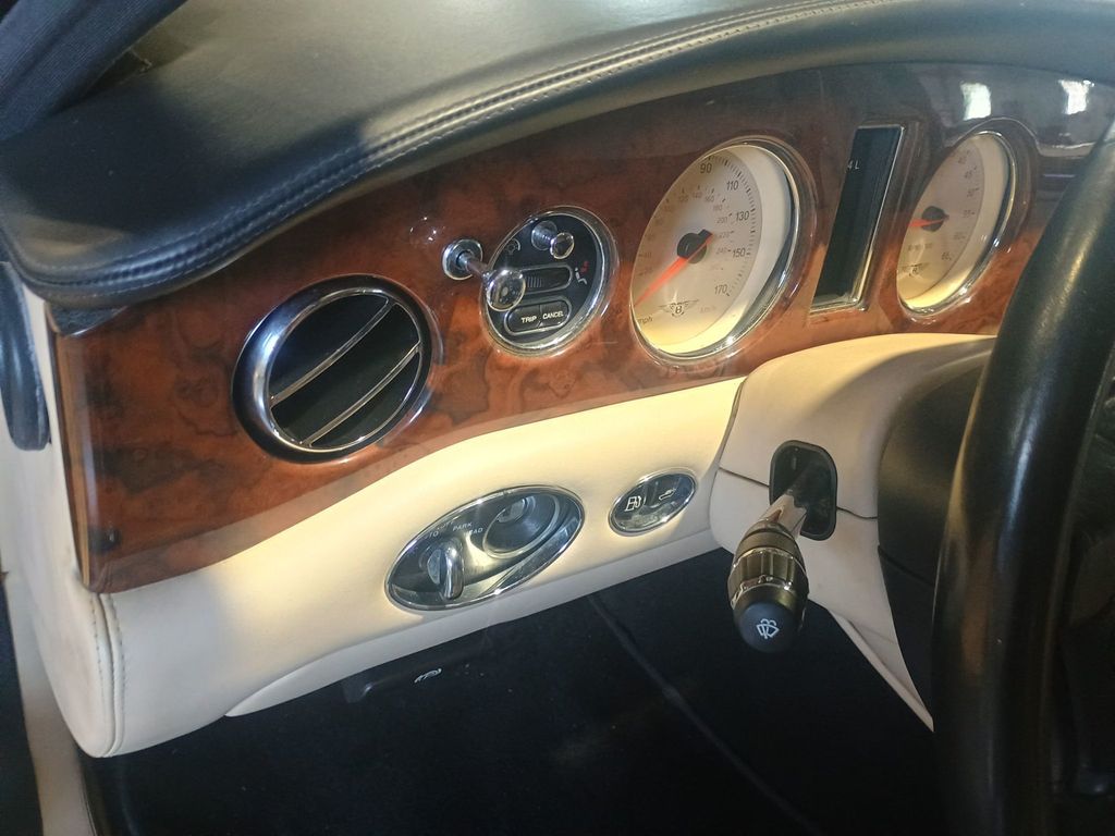 1999 Bentley Arnage Clean Carfax Florida Car - 22982375 - 19