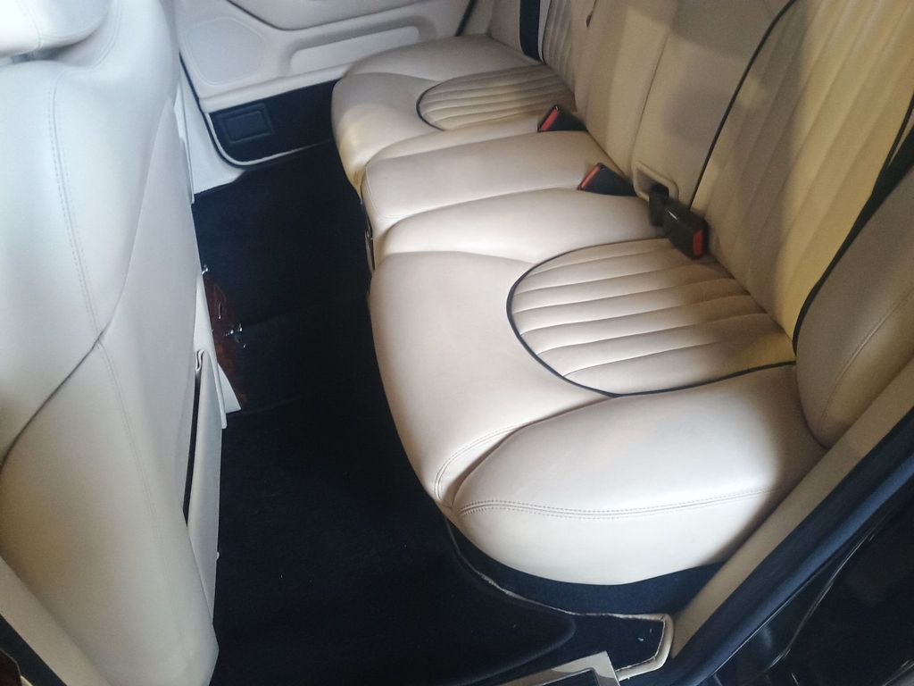 1999 Bentley Arnage Clean Carfax Florida Car - 22982375 - 31