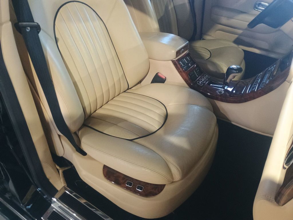 1999 Bentley Arnage Clean Carfax Florida Car - 22982375 - 39