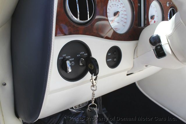 1999 Bentley Azure $30K FRESHLY SERVICED and  JUST $596 @ MONTH!! - 17625191 - 37