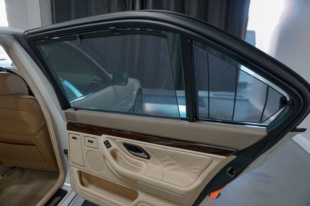 1999 BMW 7 Series *E38 740iL* *Alpine White* *Only 27k Miles* *M-Parallel Wheels* - 22941143 - 38