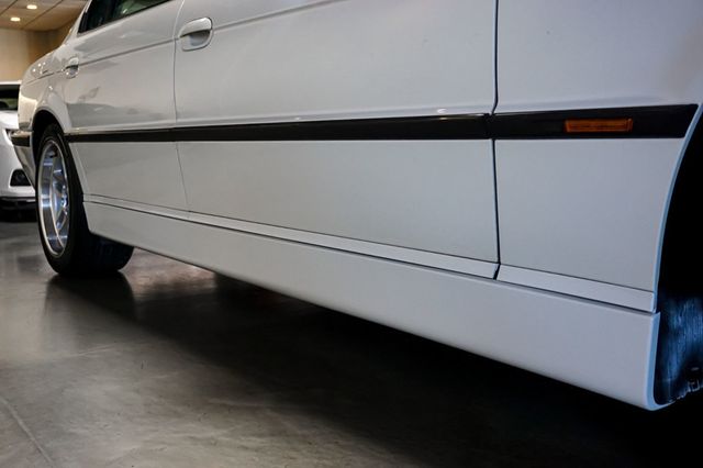 1999 BMW 7 Series *E38 740iL* *Alpine White* *Only 27k Miles* *M-Parallel Wheels* - 22941143 - 59