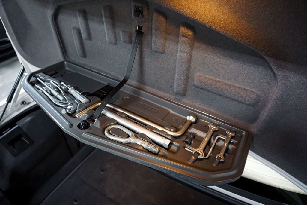 1999 BMW 7 Series *E38 740iL* *Alpine White* *Only 27k Miles* *M-Parallel Wheels* - 22941143 - 89