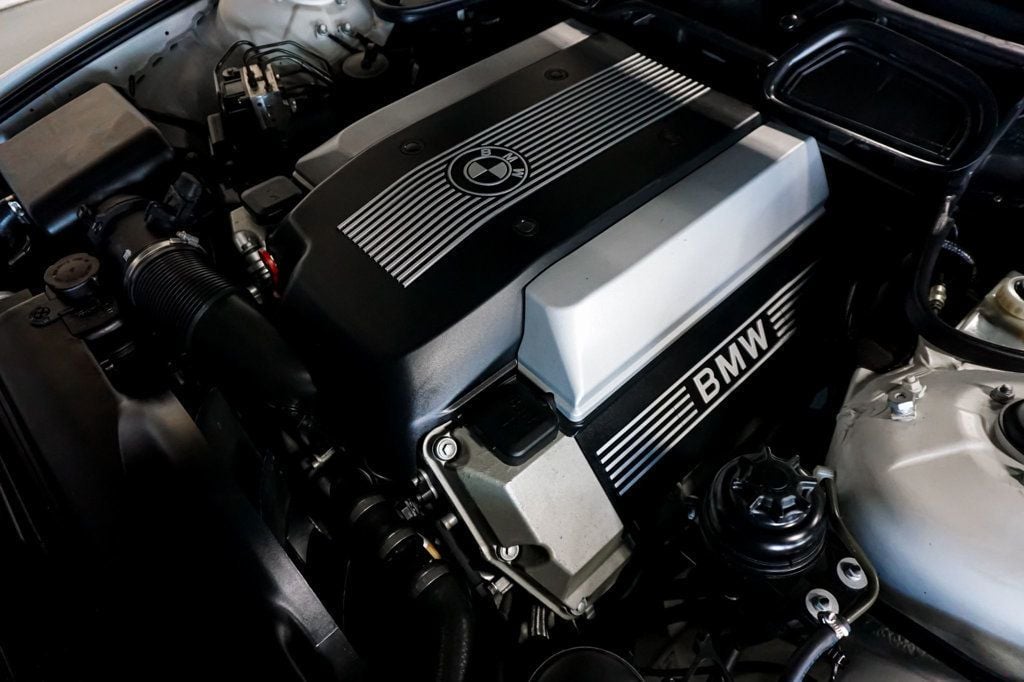 1999 BMW 7 Series *E38 740iL* *Alpine White* *Only 27k Miles* *M-Parallel Wheels* - 22941143 - 90