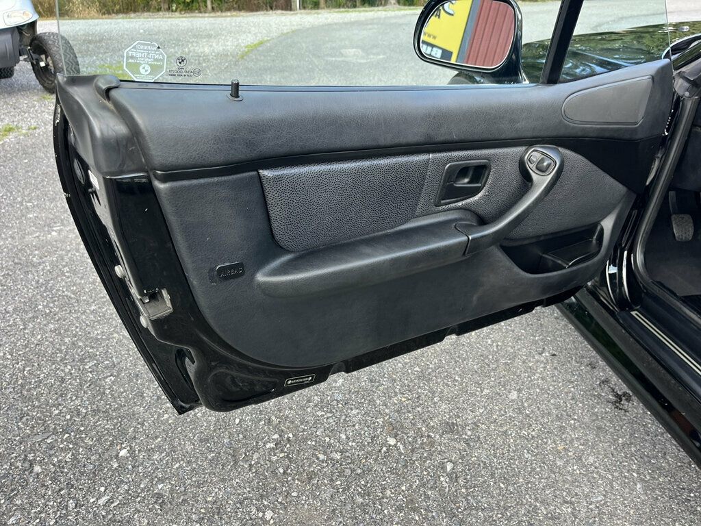 1999 BMW Z3 Convertible 5-speed manual - 23065777 - 18